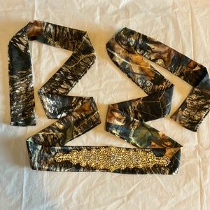NWOT Mossy Oak Breakup rhinestone satin bridal belt 106”